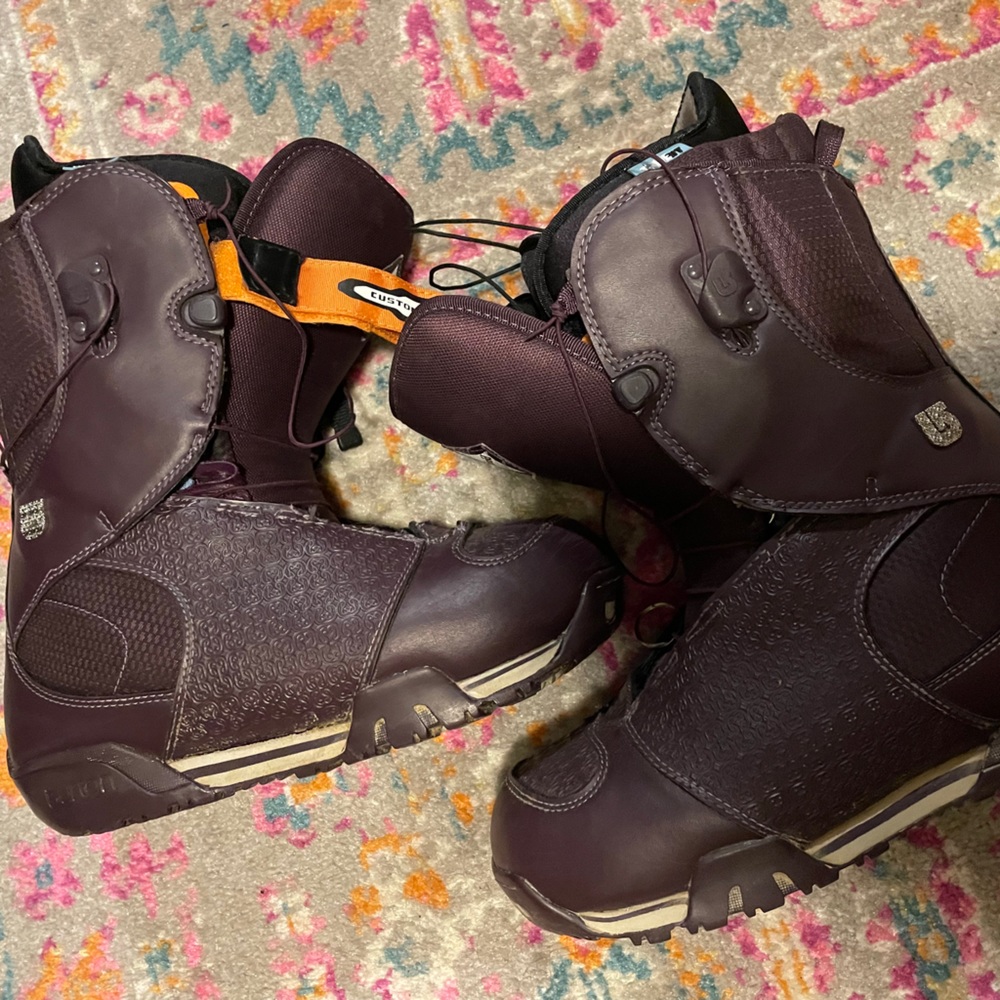 Burton Womens Snowboarding Boots Size 9